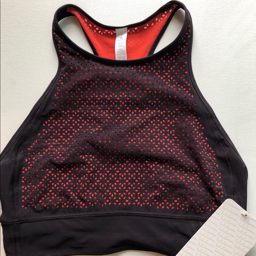Lululemon NWT Get Your Peek On Bra